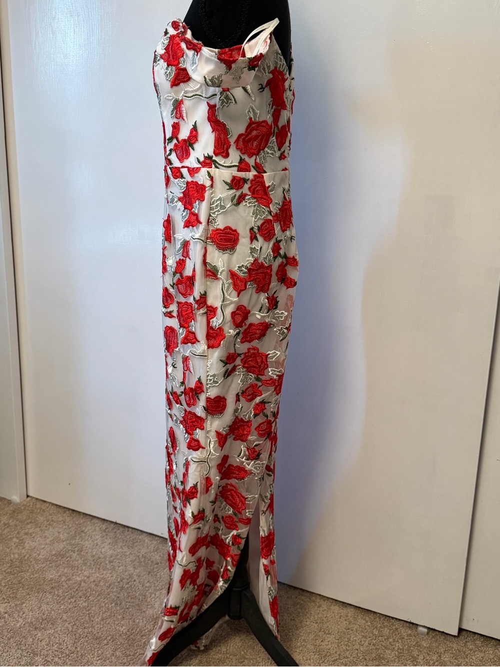 Soieblu Floral Off-Shoulder Gown with Red Rose Embellishments - Picture 5 of 12